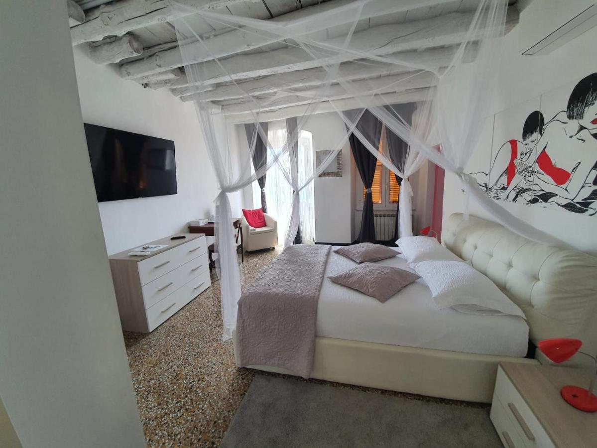 Varazze Suite Sauna E Hammam Bagian luar foto