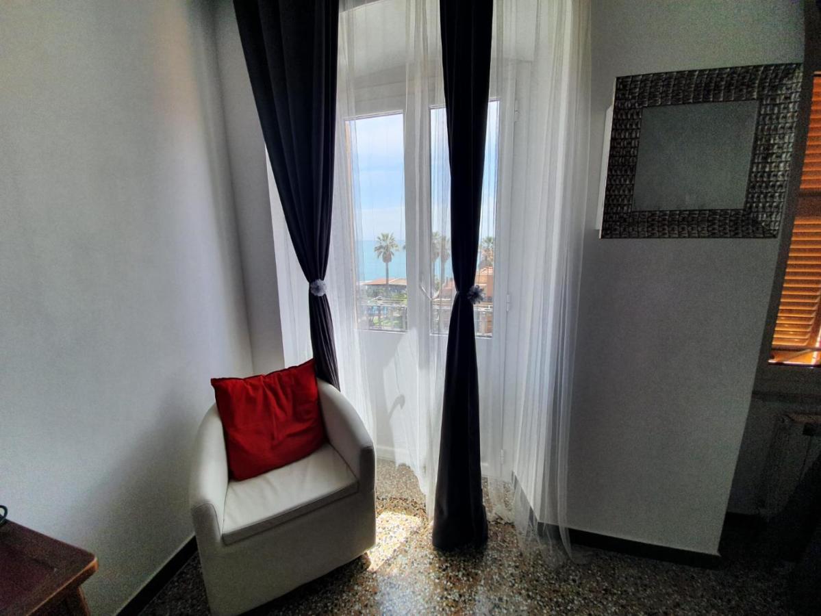 Varazze Suite Sauna E Hammam Bagian luar foto