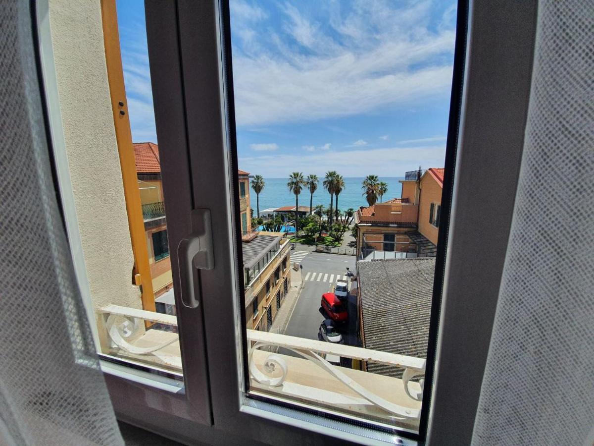 Varazze Suite Sauna E Hammam Bagian luar foto