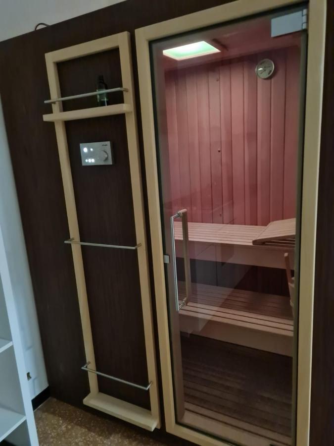 Varazze Suite Sauna E Hammam Bagian luar foto