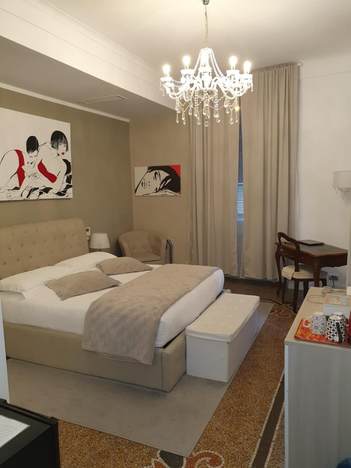 Varazze Suite Sauna E Hammam Bagian luar foto
