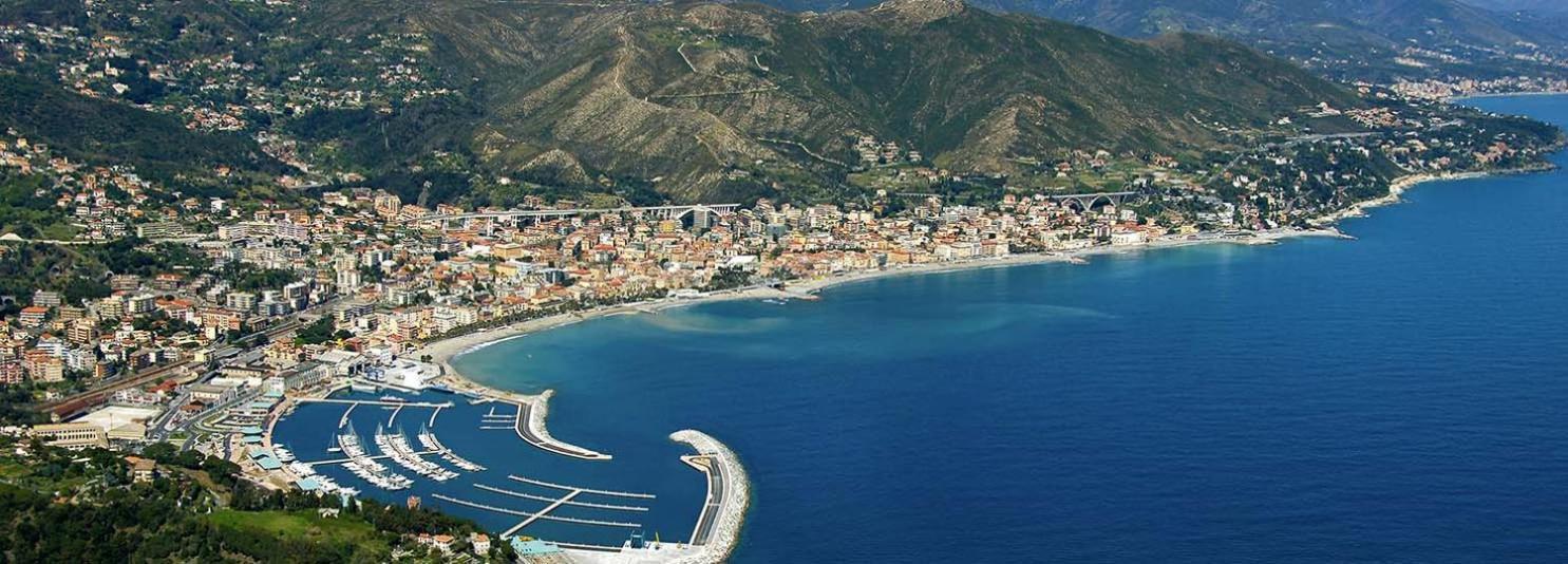 Varazze Suite Sauna E Hammam Bagian luar foto